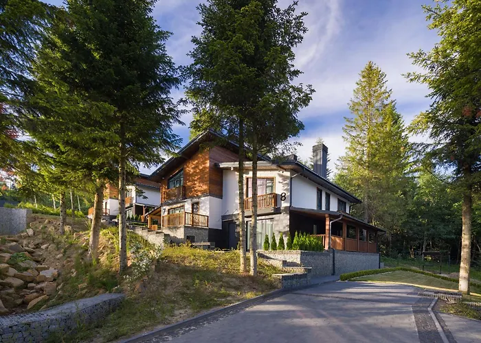 Apartel SkhidnytsyaГотель